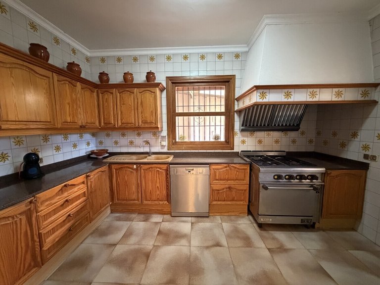 Villa for Sales in Palma, Balearic Islands 11