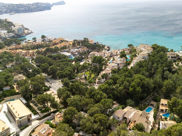 Villa for Sales in Costa De La Calma, Balearic Islands 1