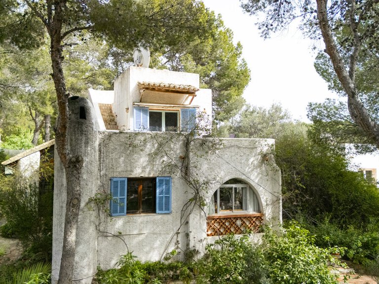 Villa for Sales in Costa De La Calma, Balearic Islands 5