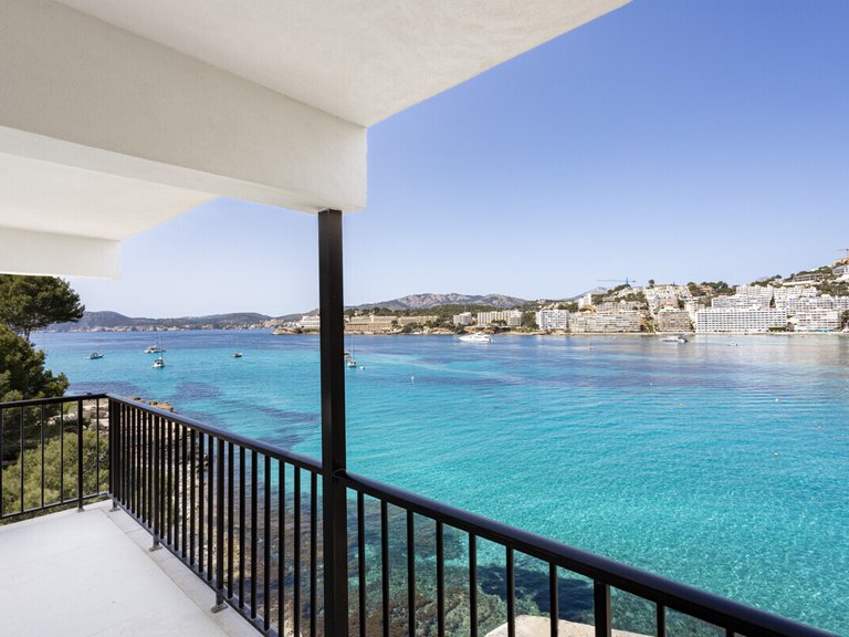 Apartment for Sales in Santa Ponsa, Balearic Islands 3