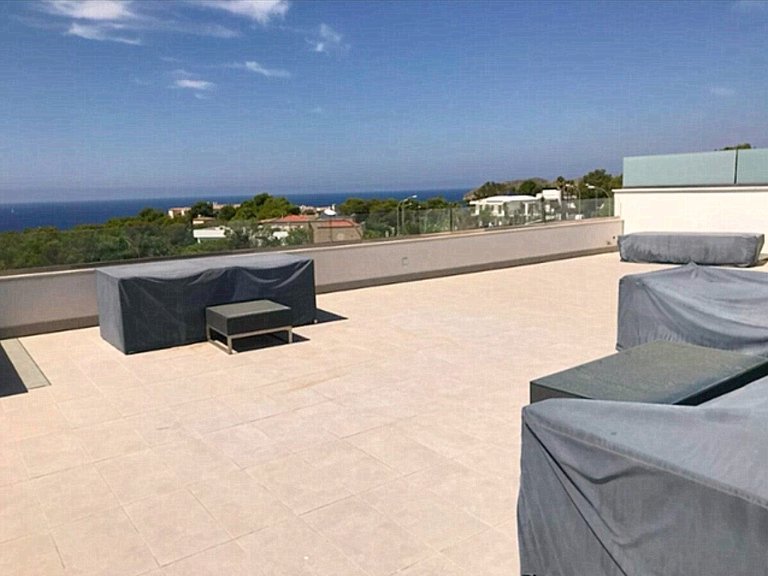 Villa for Long Term Rentals in Nova Santa Ponsa, Balearic Islands 25