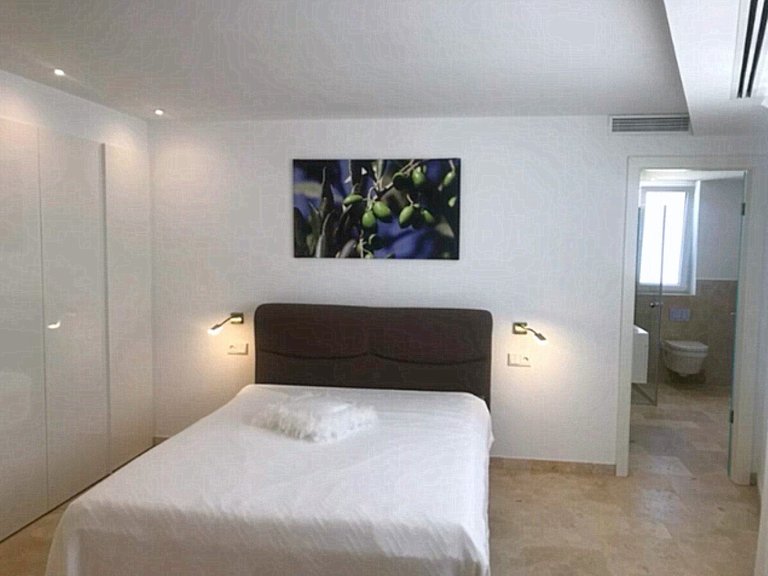 Villa for Long Term Rentals in Nova Santa Ponsa, Balearic Islands 19