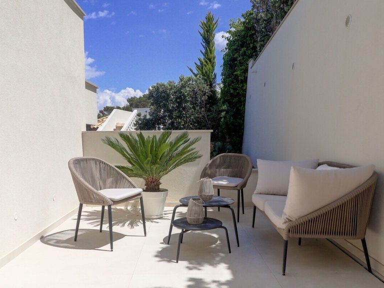 Villa for Sales in Santa Ponsa, Balearic Islands 18