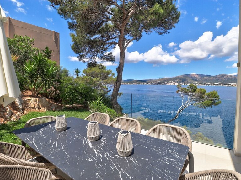 Villa for Sales in Santa Ponsa, Balearic Islands 15
