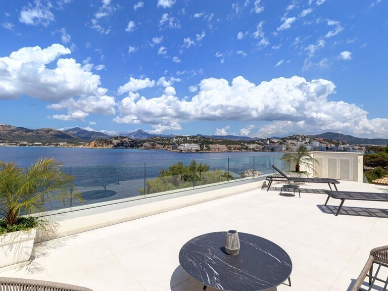 Villa for Sales in Santa Ponsa, Balearic Islands 30