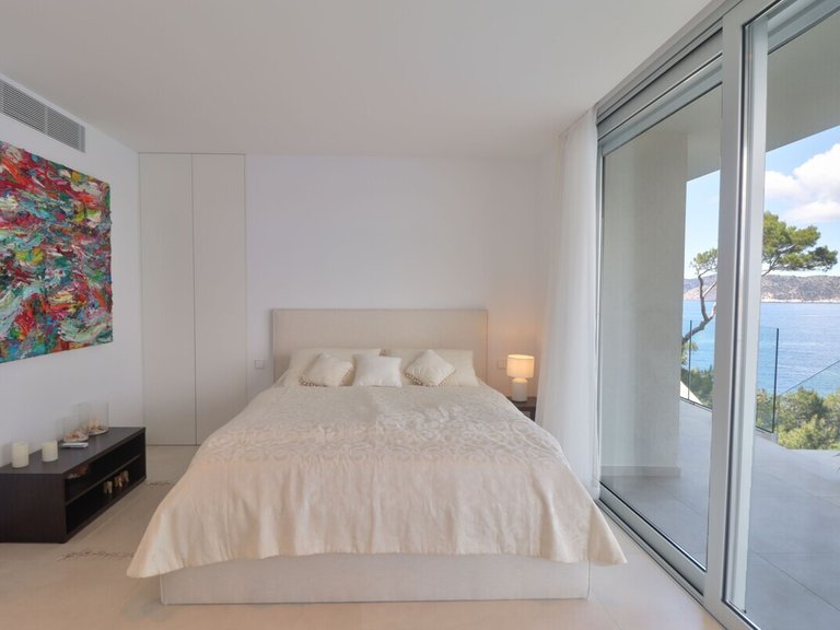 Villa for Sales in Santa Ponsa, Balearic Islands 11