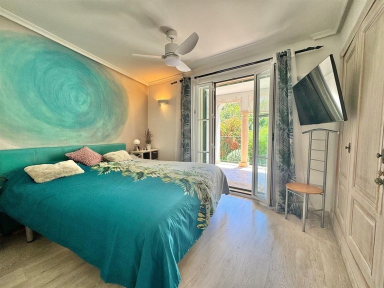Villa for Sales in Santa Ponça, Balearic Islands 14