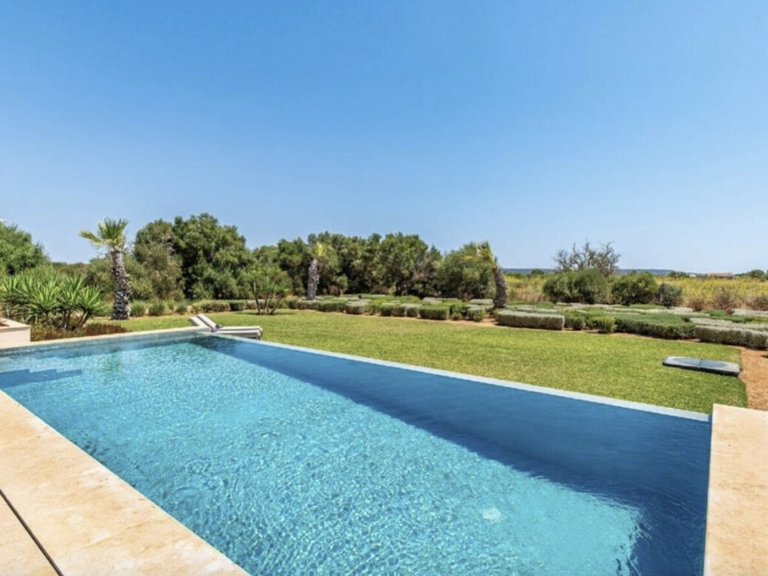 Country House for Sales in Campos, Balearic Islands 10
