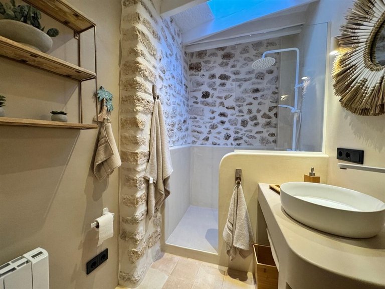 Villa for Sales in Llucmajor, Balearic Islands 14