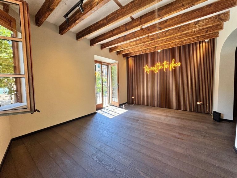 Villa for Sales in Llucmajor, Balearic Islands 4