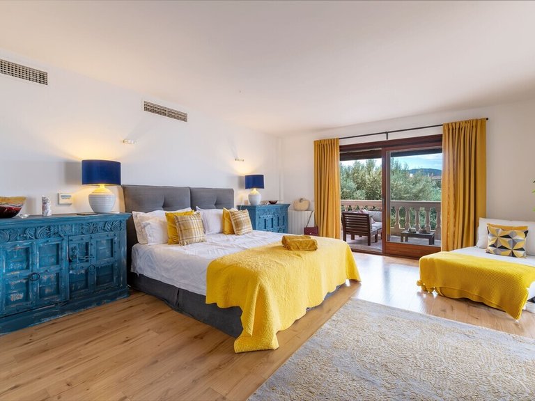 Town House for Sales in Calvia, Balearic Islands 10