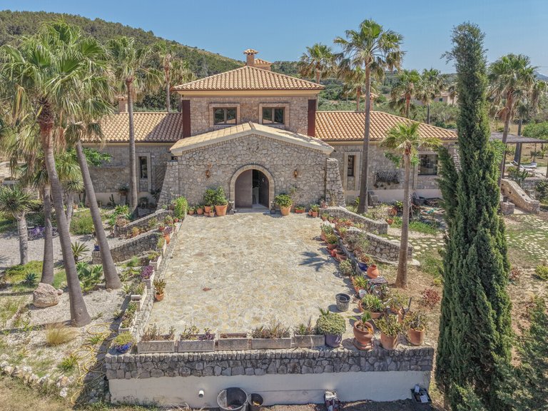 Country House for Sales in Port Pollenca, Balearic Islands 57
