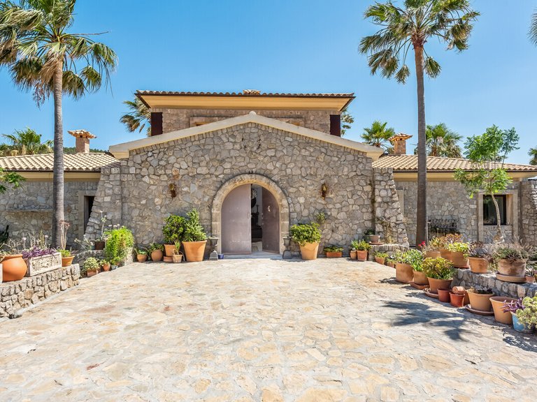 Country House for Sales in Port Pollenca, Balearic Islands 56