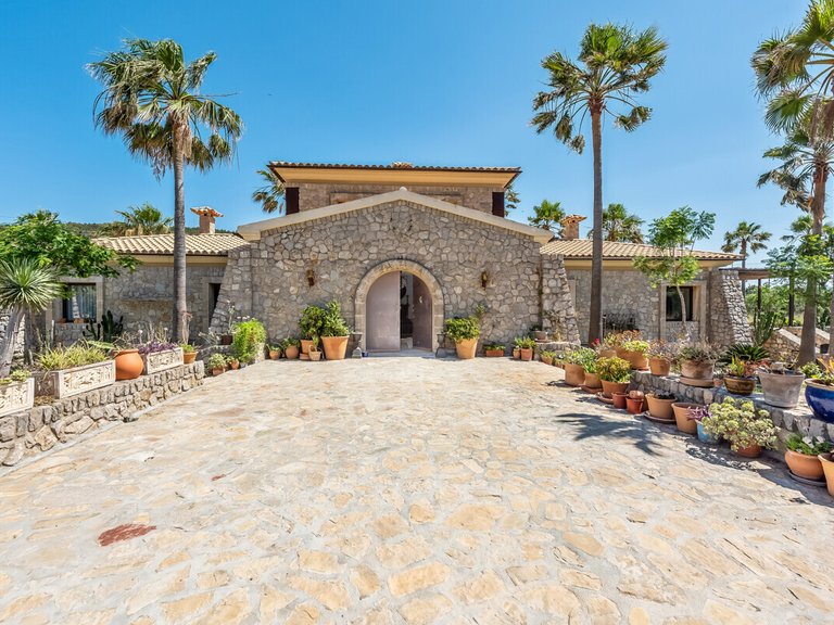 Country House for Sales in Port Pollenca, Balearic Islands 55