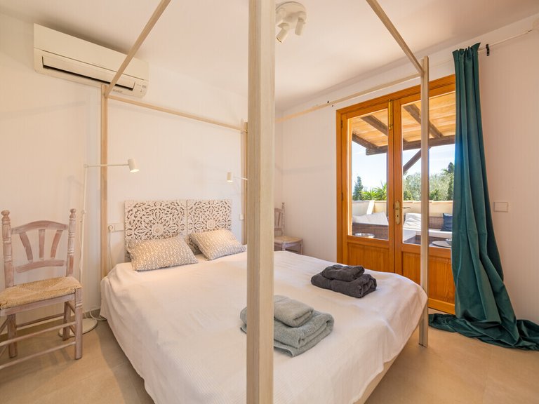 Villa for Sales in Sa Rapita, Balearic Islands 14