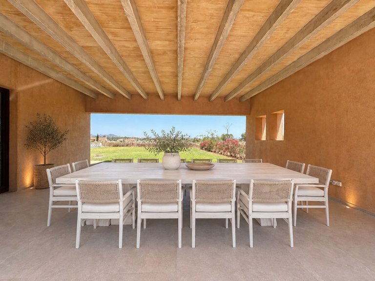 Country House for Long Term Rentals in Santanyí, Balearic Islands 3
