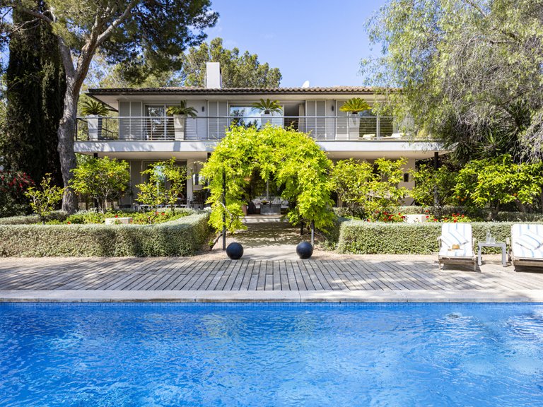 Villa for Sales in Sol De Mallorca, Balearic Islands 3