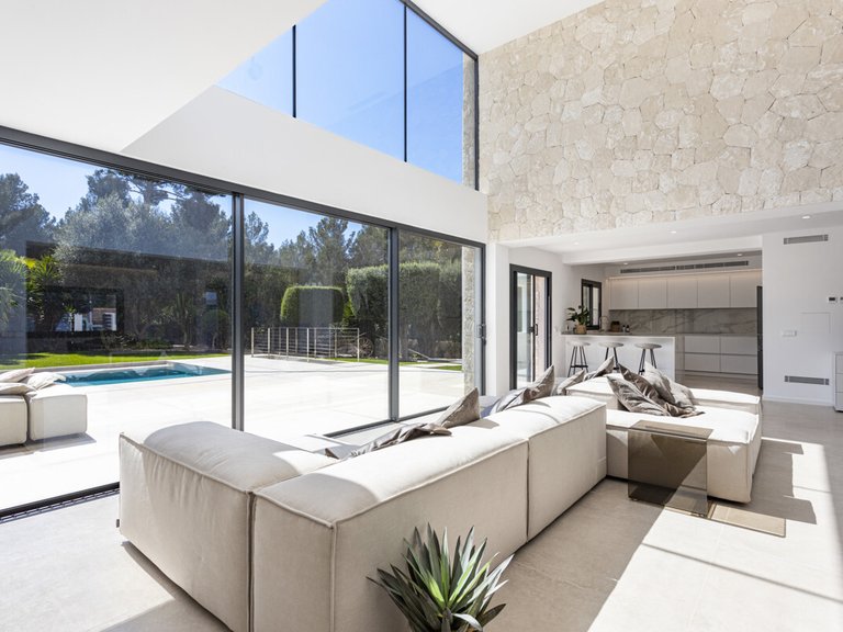 Villa for Sales in Santa Ponsa, Balearic Islands 13