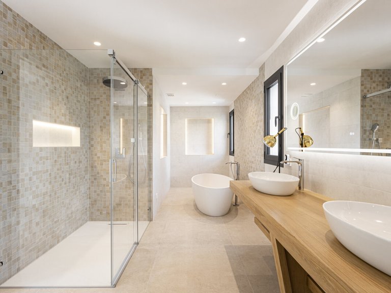 Villa for Sales in Santa Ponsa, Balearic Islands 30
