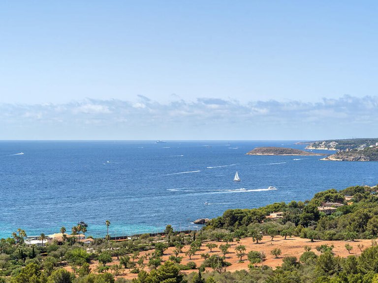 Villa for Sales in Costa D'en Blanes, Balearic Islands 10