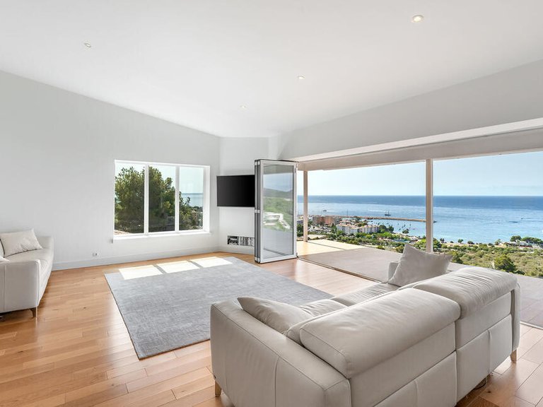 Villa for Sales in Costa D'en Blanes, Balearic Islands 4