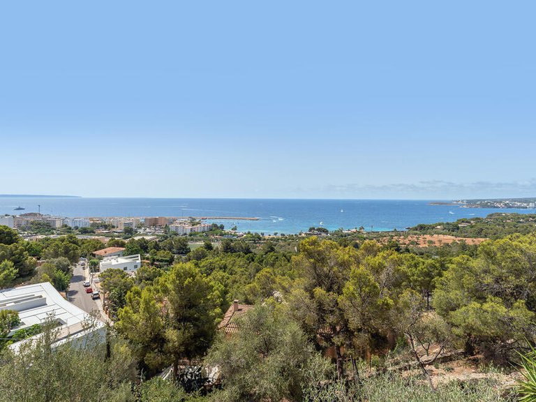 Villa for Sales in Costa D'en Blanes, Balearic Islands 12