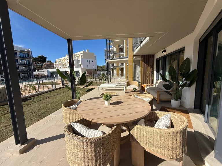Apartment for Sales in Magaluf / Palmanova, Balearic Islands 1