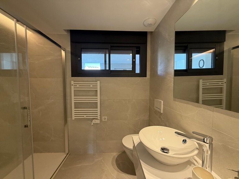 Apartment for Sales in Magaluf / Palmanova, Balearic Islands 19