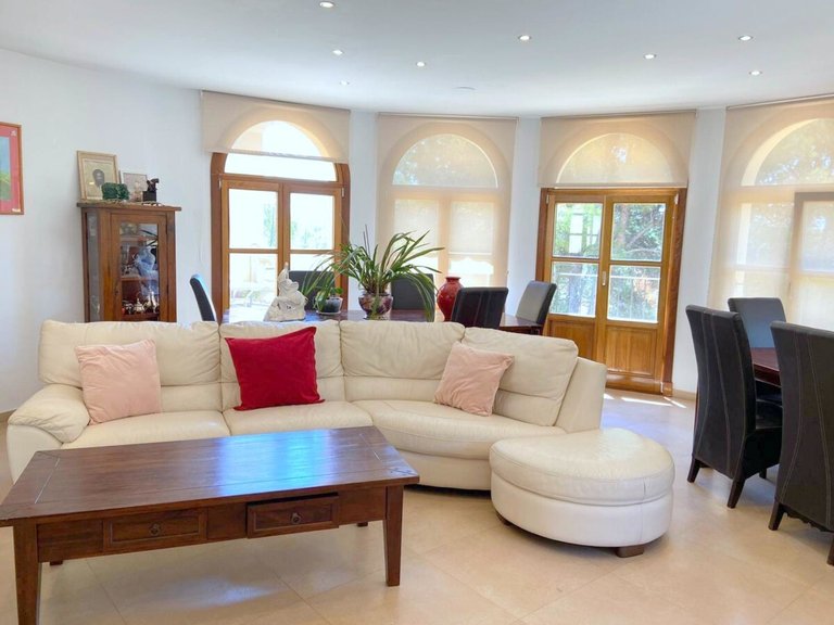 Villa for Sales in Paguera, Balearic Islands 20
