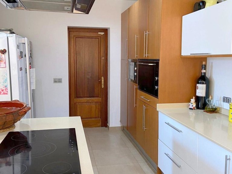 Villa for Sales in Paguera, Balearic Islands 22