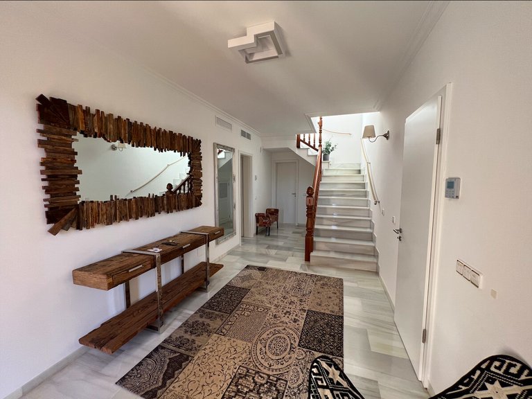 Villa for Sales in Santa Ponça, Balearic Islands 4