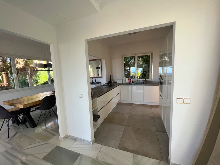 Villa for Sales in Santa Ponça, Balearic Islands 18