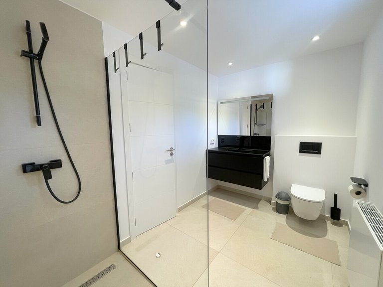 Villa for Long Term Rentals in Palmanova, Balearic Islands 11