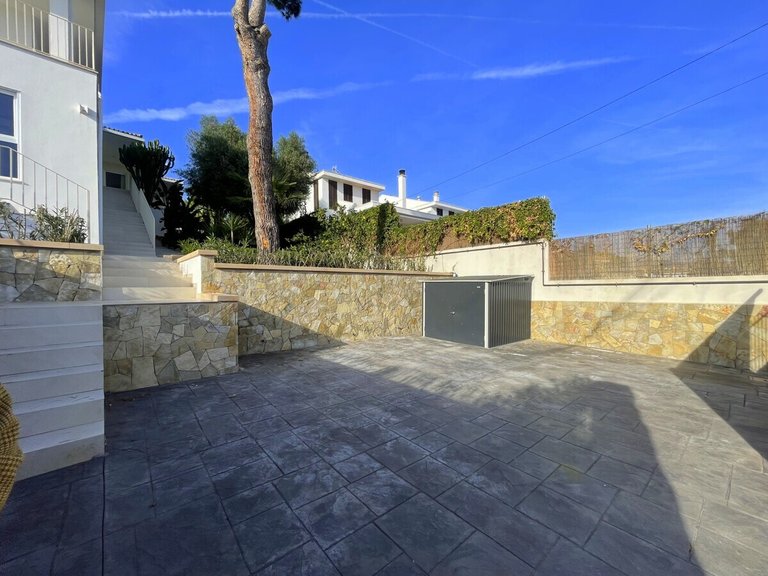 Villa for Long Term Rentals in Palmanova, Balearic Islands 54