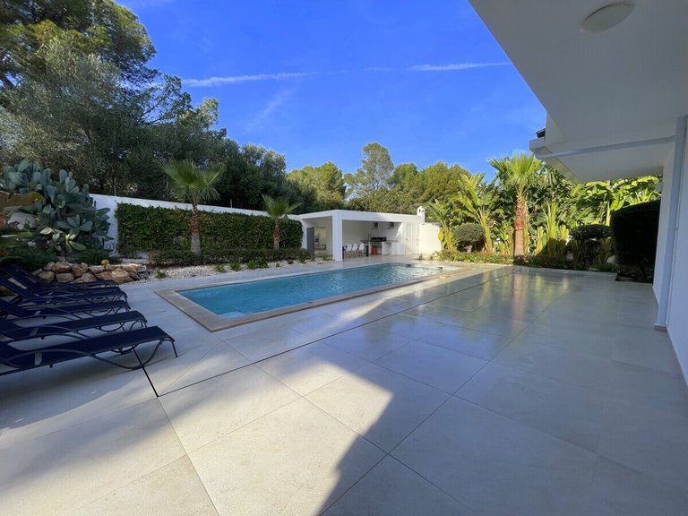 Villa for Long Term Rentals in Palmanova, Balearic Islands 31