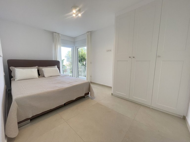 Villa for Long Term Rentals in Palmanova, Balearic Islands 8