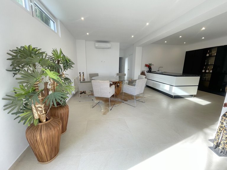 Villa for Long Term Rentals in Palmanova, Balearic Islands 40
