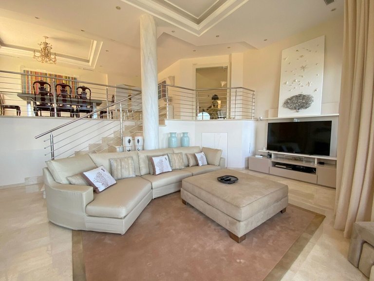 Villa for Long Term Rentals in Sol De Mallorca, Balearic Islands 13
