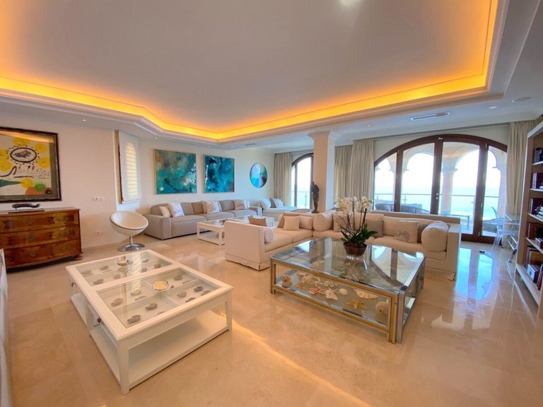 Villa for Long Term Rentals in Sol De Mallorca, Balearic Islands 5