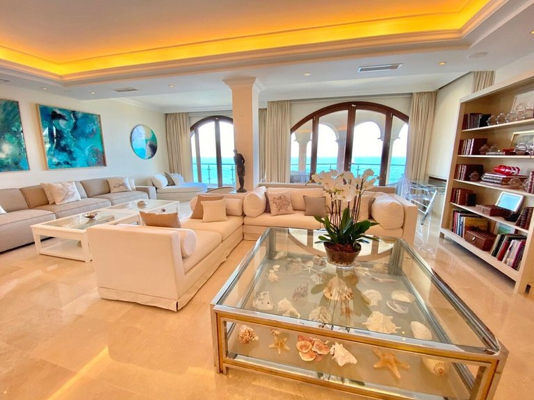 Villa for Long Term Rentals in Sol De Mallorca, Balearic Islands 2