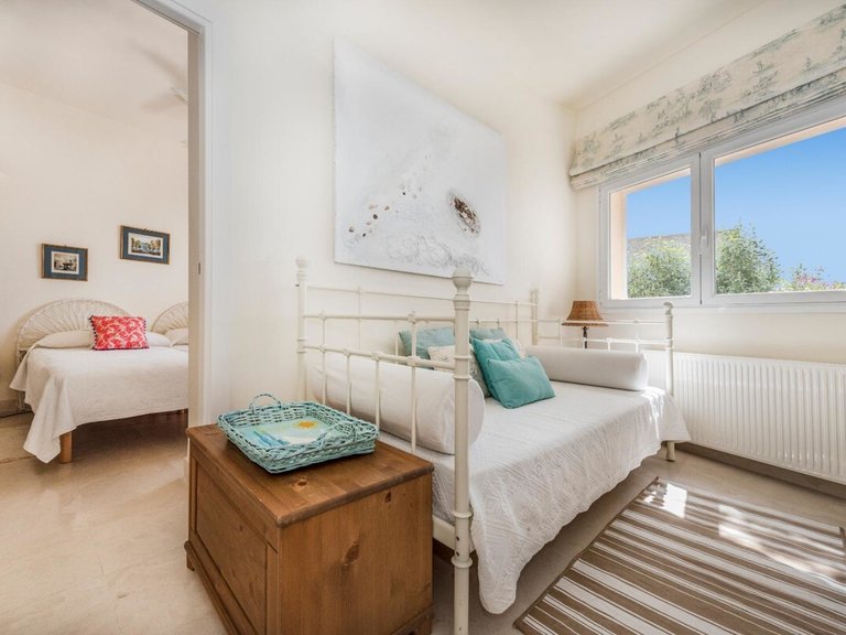 Villa for Long Term Rentals in Sol De Mallorca, Balearic Islands 17