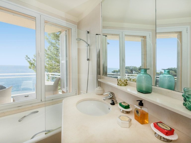 Villa for Long Term Rentals in Sol De Mallorca, Balearic Islands 15
