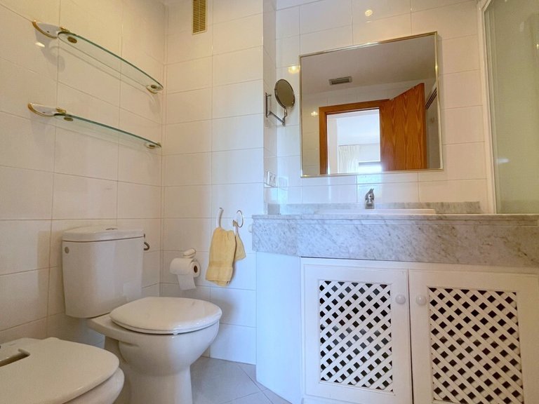 Apartment for Sales in Santa Ponsa, Balearic Islands 15