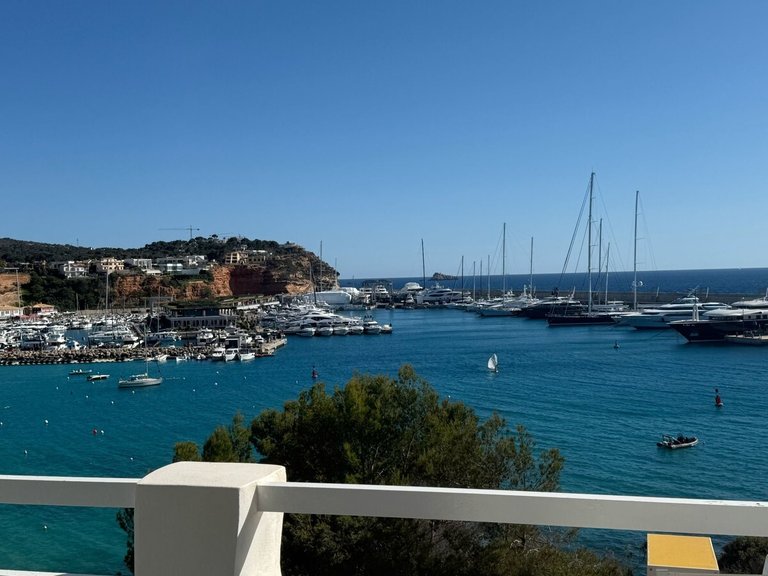 Apartment for Sales in El Toro, Balearic Islands 1