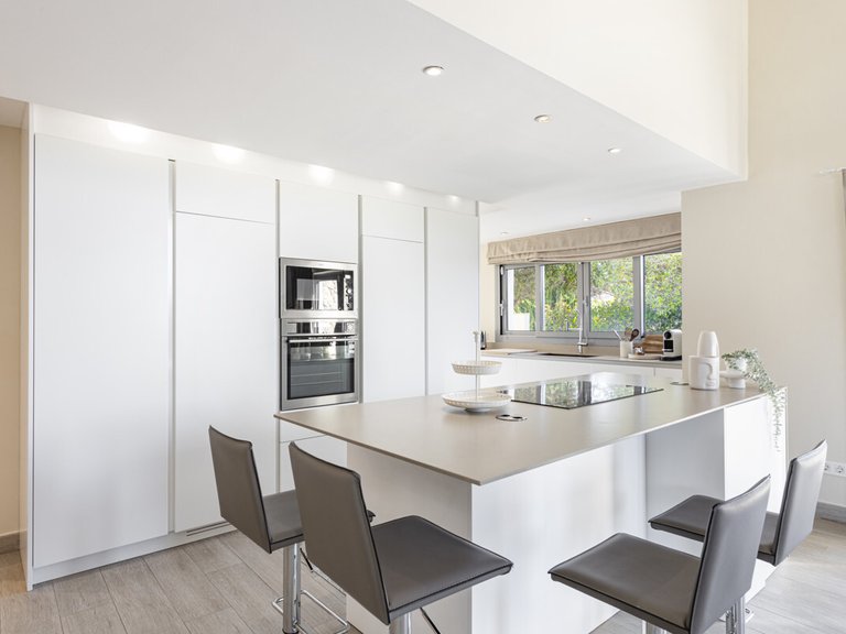 Villa for Sales in Santa Ponsa, Balearic Islands 10