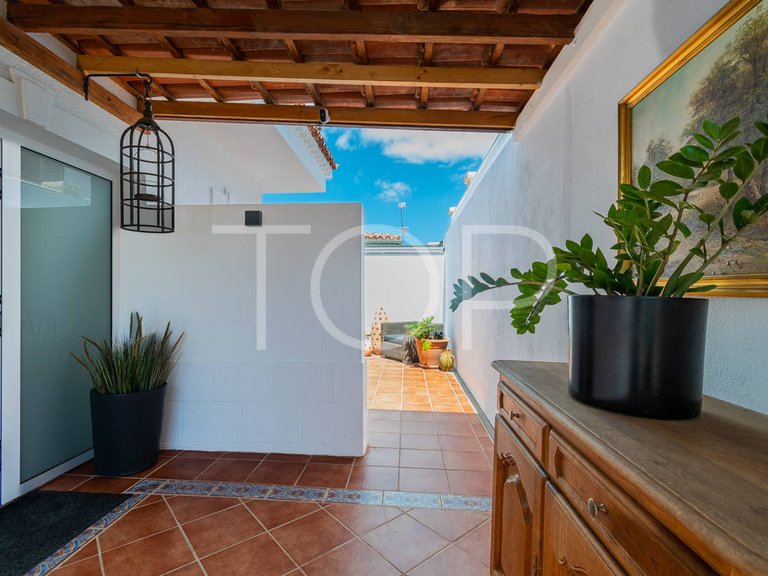 Villa for Sale in Costa Del Silencio, Tenerife 8