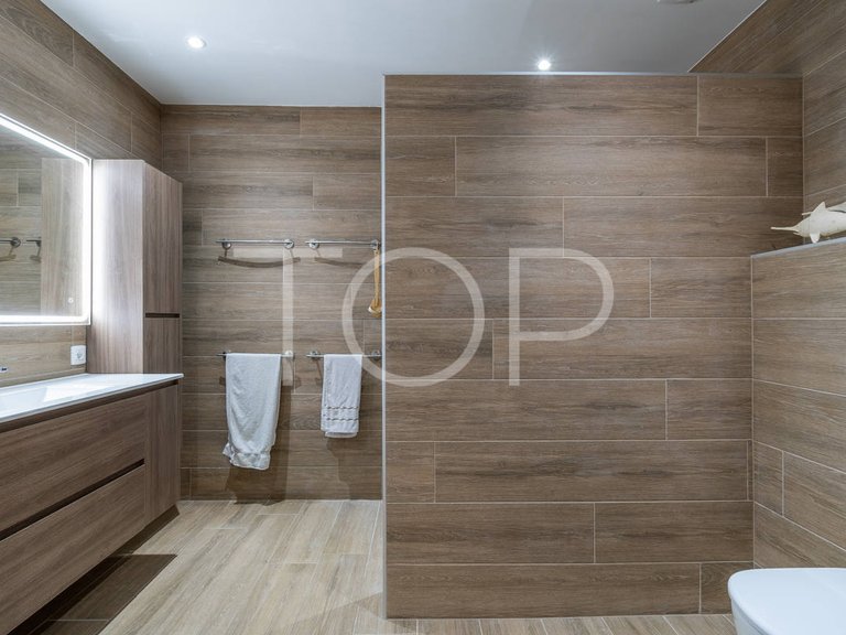 Villa for Sale in Costa Del Silencio, Tenerife 36