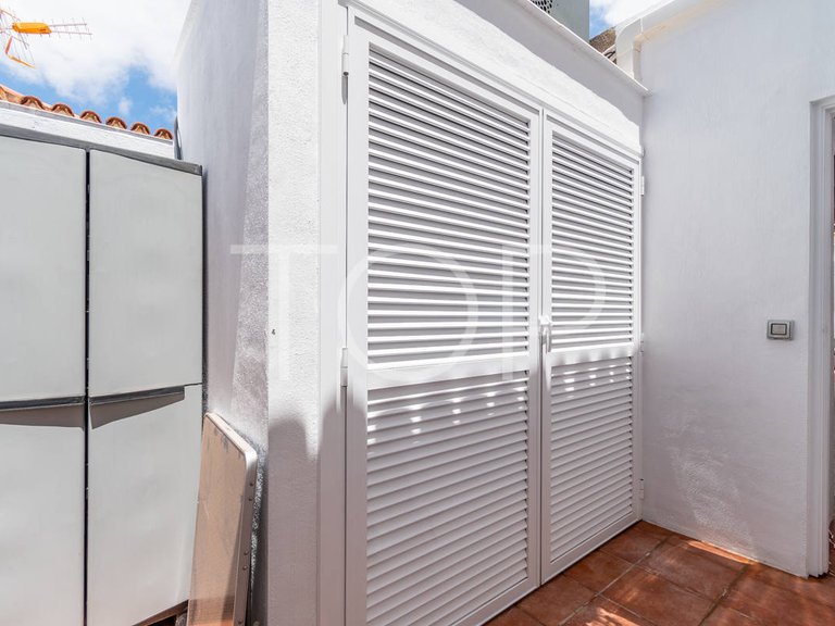 Villa for Sale in Costa Del Silencio, Tenerife 11