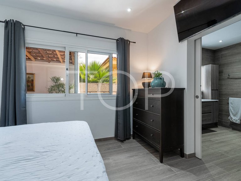 Villa for Sale in Costa Del Silencio, Tenerife 34