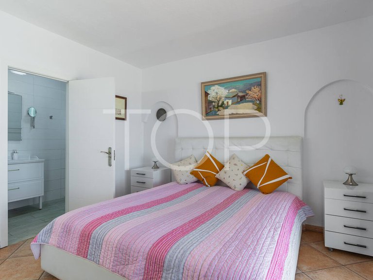 Country House for Sale in Guía De Isora, Tenerife 21
